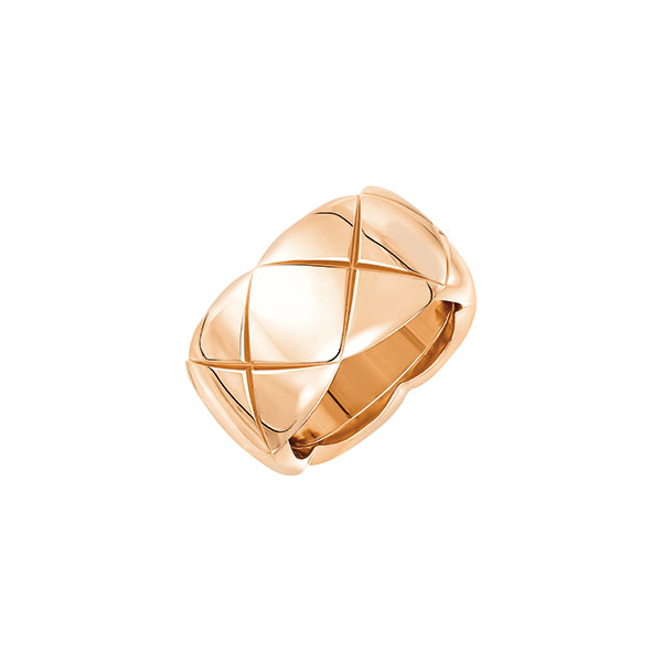 Coco Crush beige gold ring